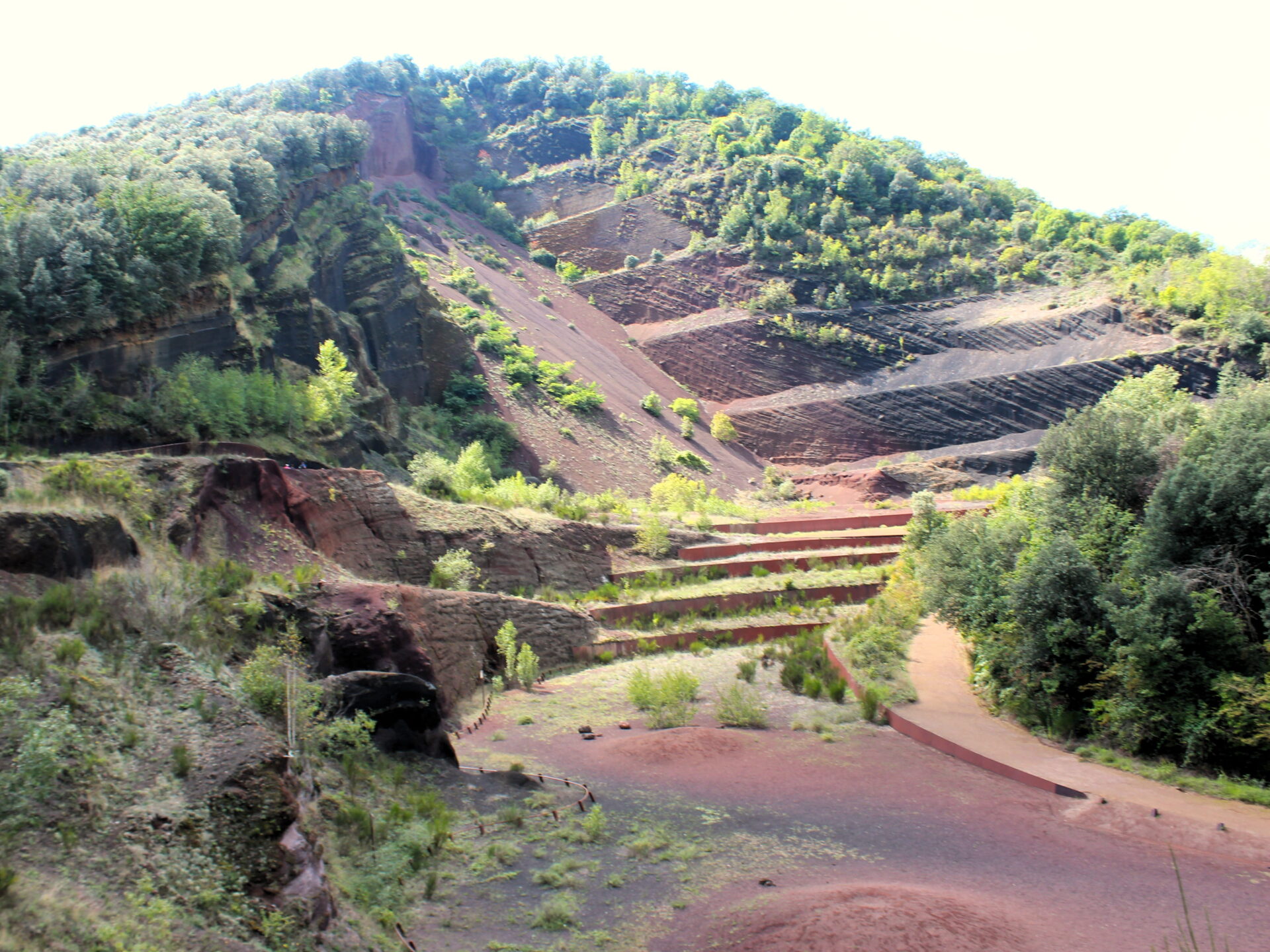 Qué ver en la Garrotxa: guía y mapa con los volcanes y los pueblos más bonitos