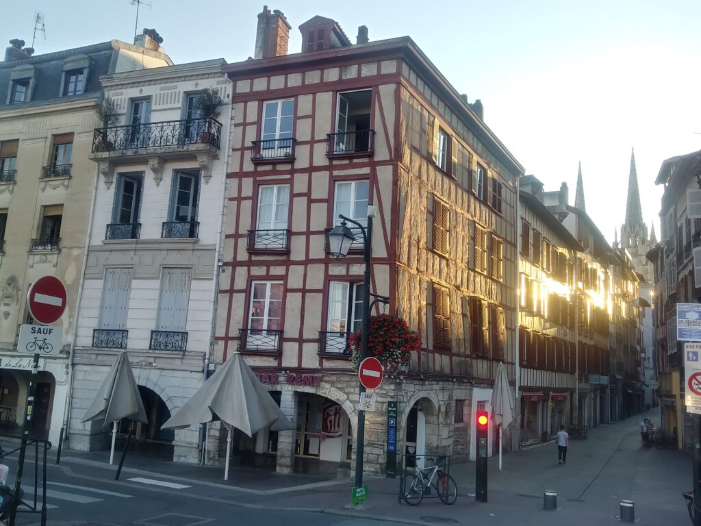Gran Bayona con la puesta de sol
