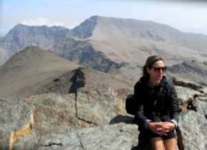 Coronar el pico Veleta. Sierra Nevada Cumbre del Veleta