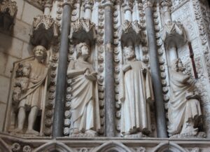 Puerta del Reloj catedral de Toledo Esculturas de los Reyes Magos de la catedral de Toledo