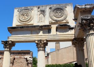 Ruta por los monumentos romanos en Mérida