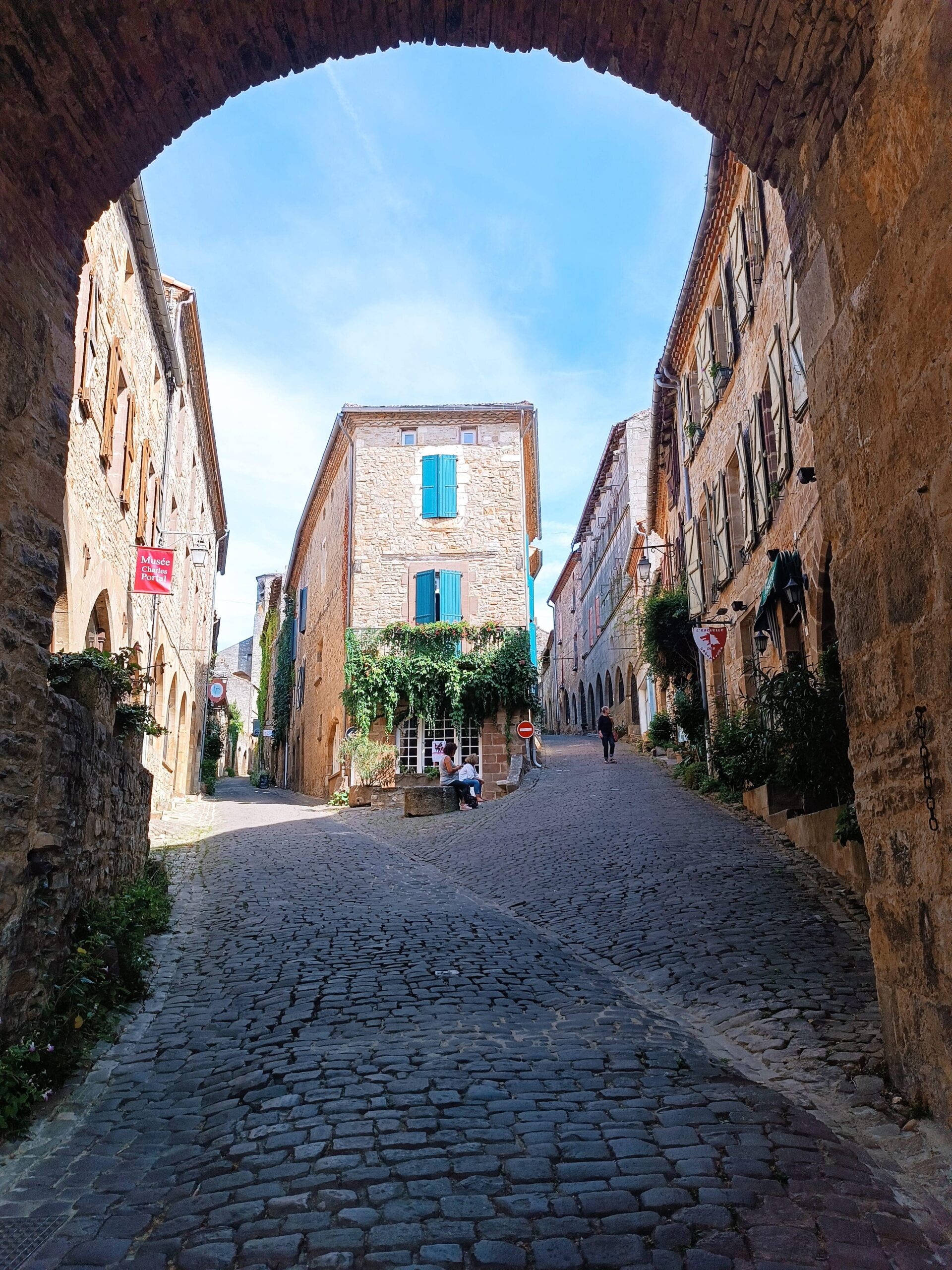 Qué Ver En Cordes Sur Ciel (Francia) Guía+plano   Ando Y Reando