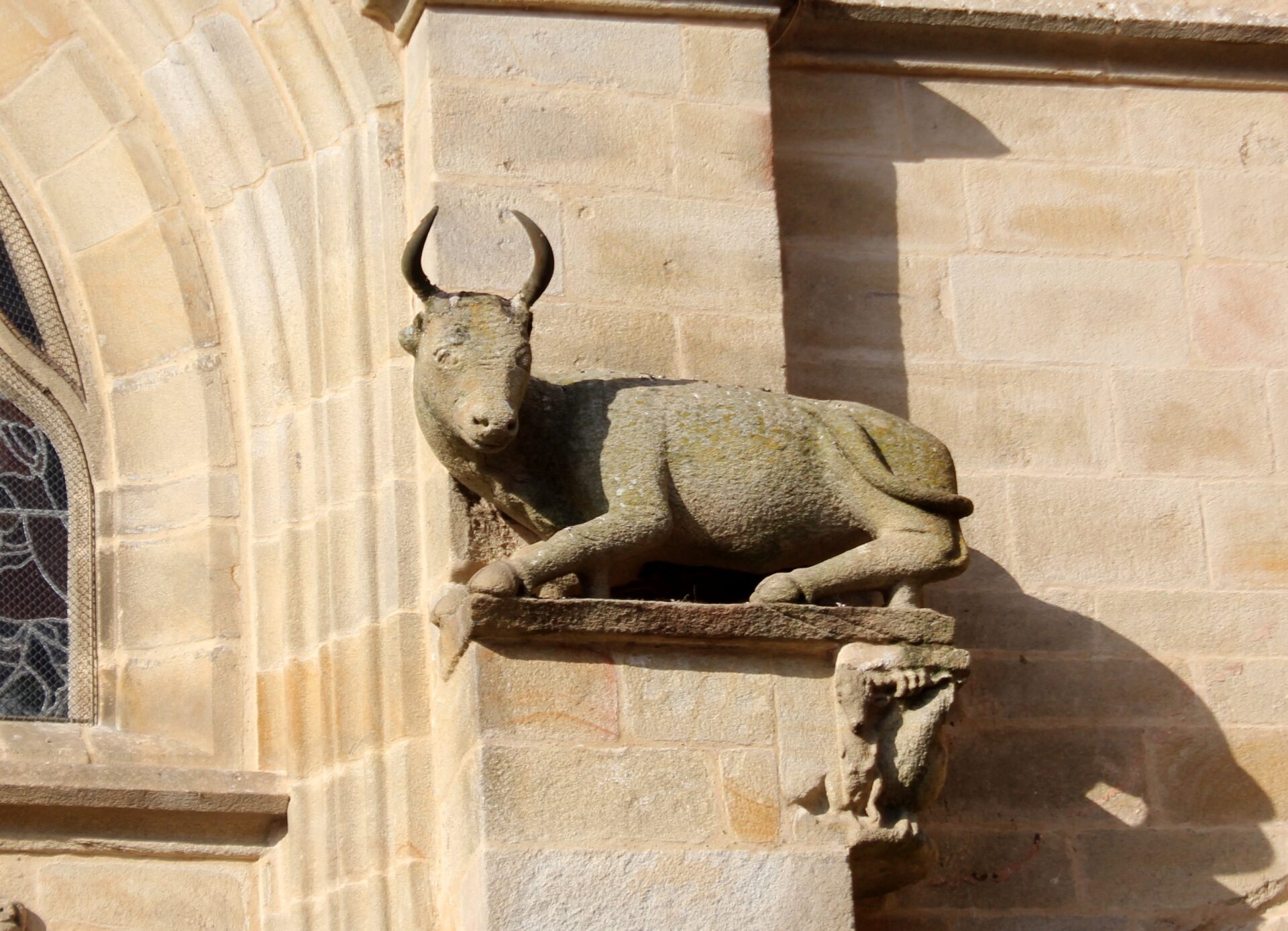 Buey o toro de la iglesia de Malestroit