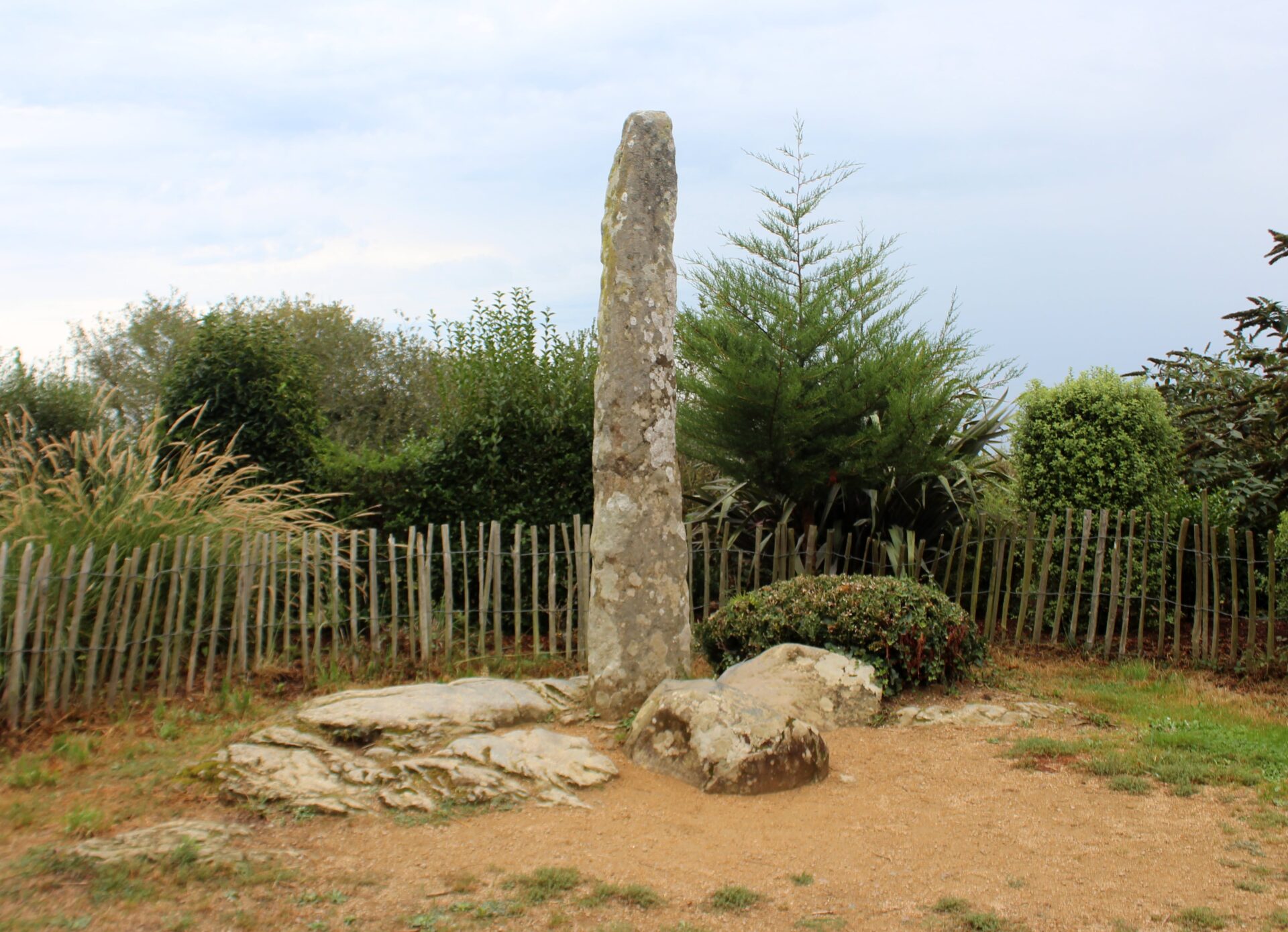 Menhir Fort la Latte