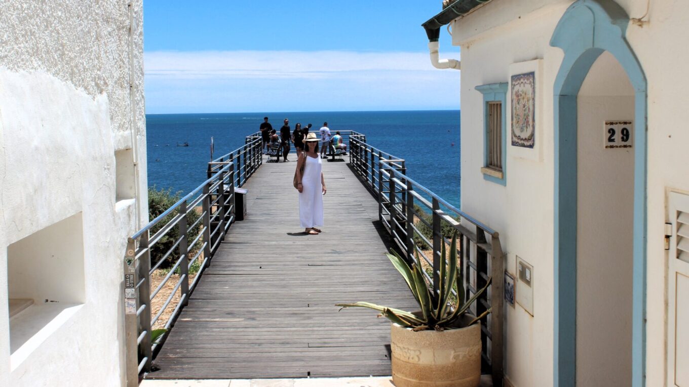 Mirador del elevador de playa Peneco (Portugal)