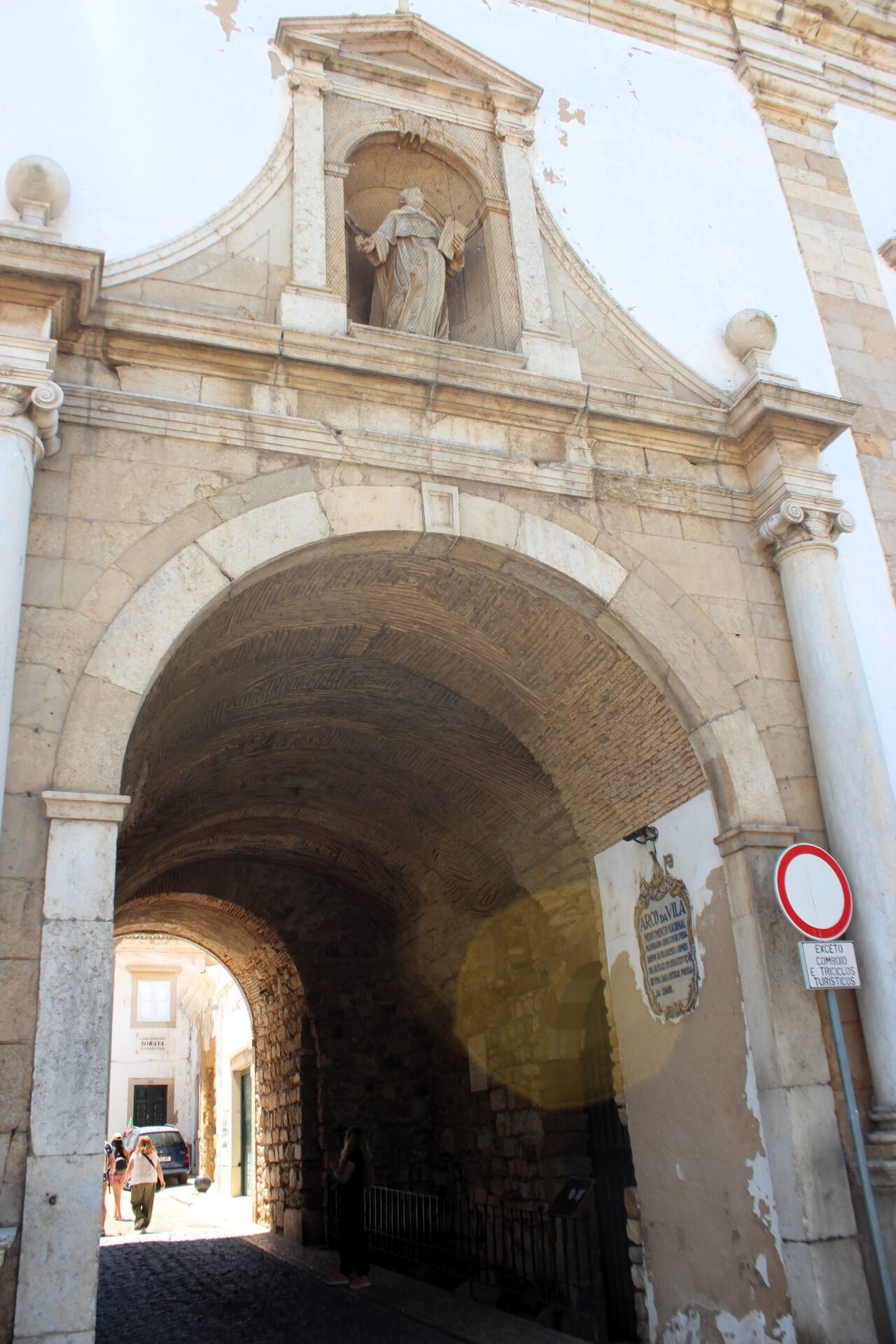 Arco da Vilha en la capital del Algarve