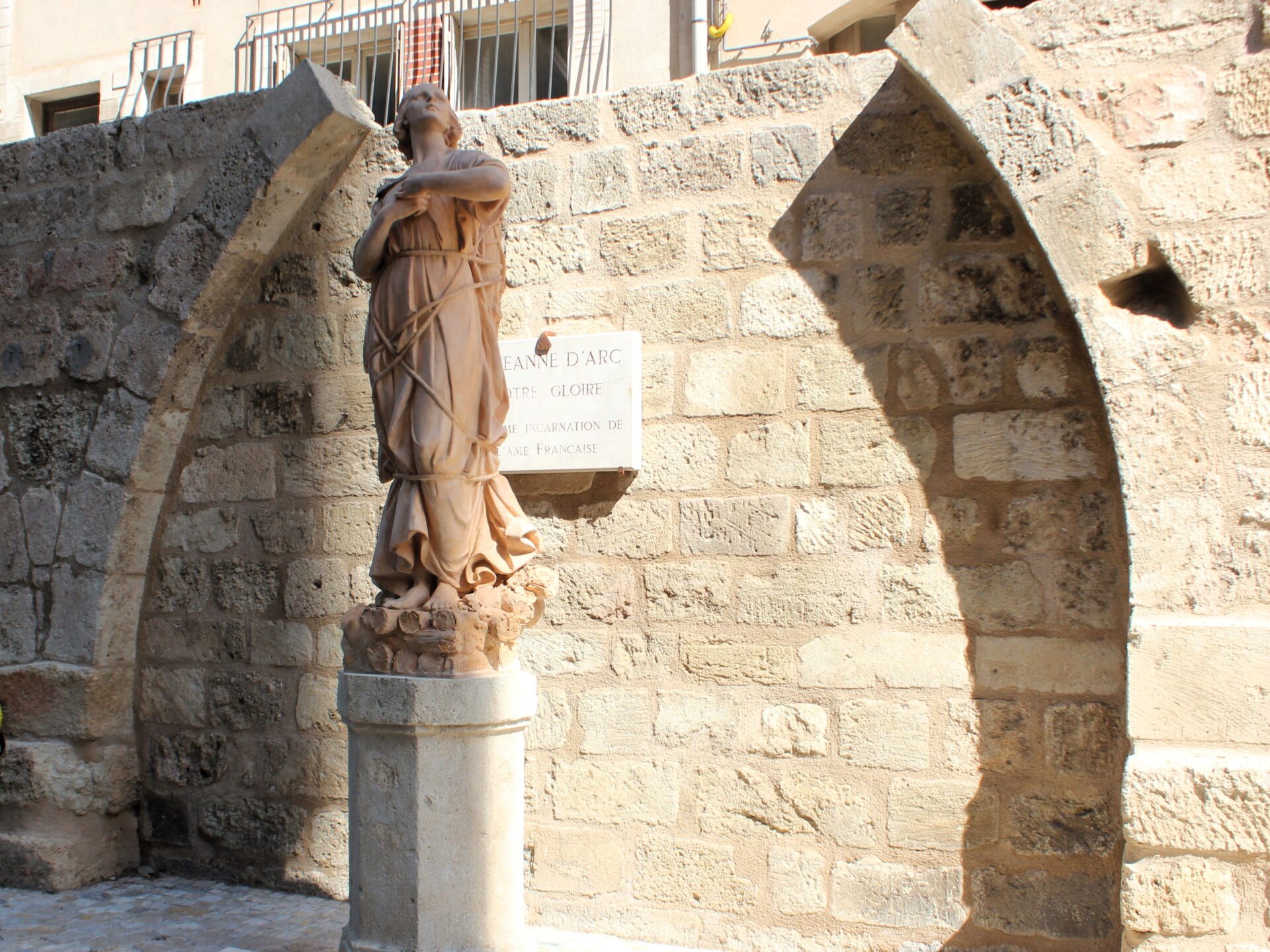 Estatua de Juana de Arco Qué ver en Béziers y alrededores