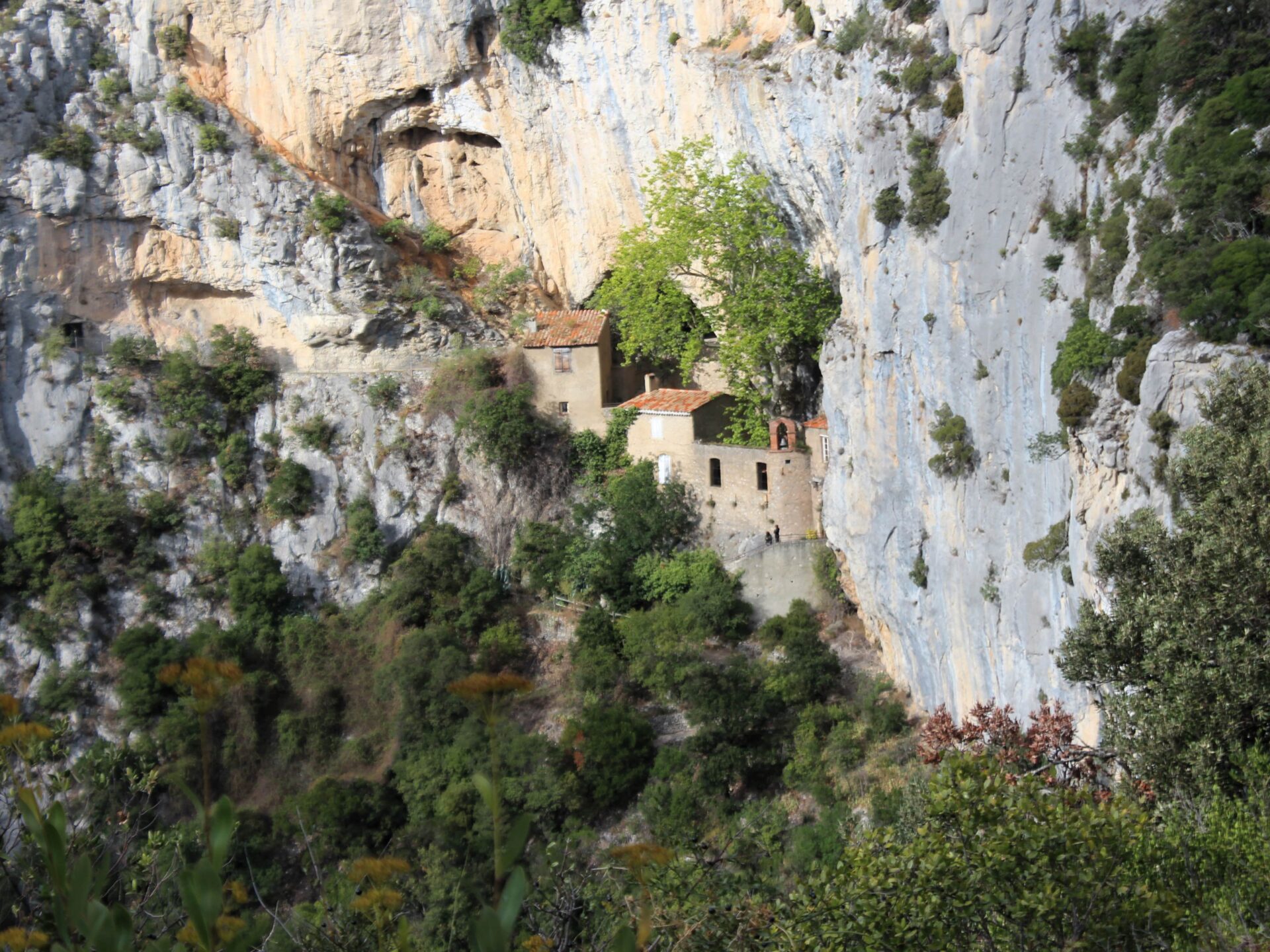 Ermita de Saint-Antoine en la Garganta de Galamus Ruta Castillos cátaros de Francia