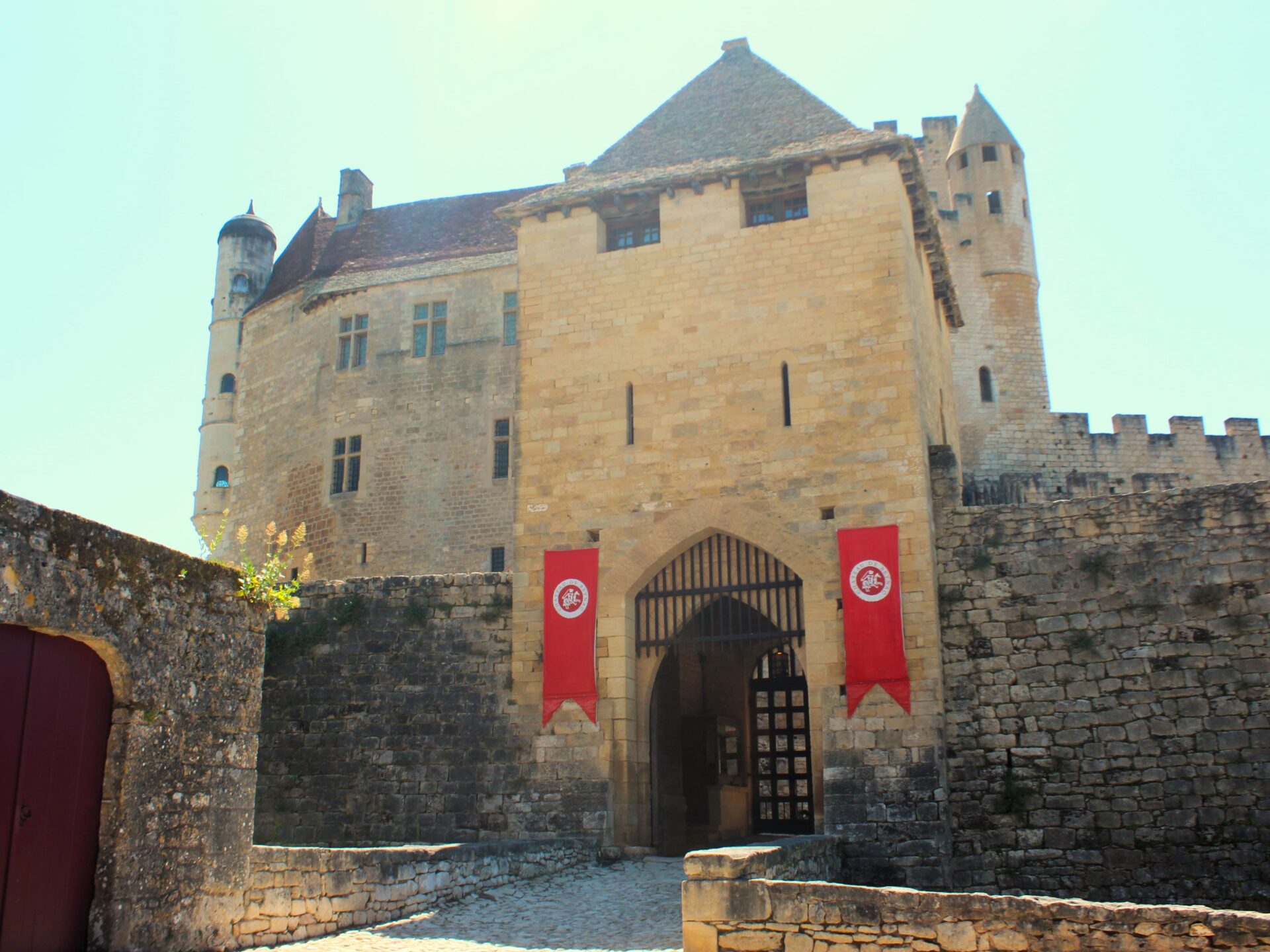 Castillo de Beynac-et-Cazenac Castillo de Beynac-et-Cazenac