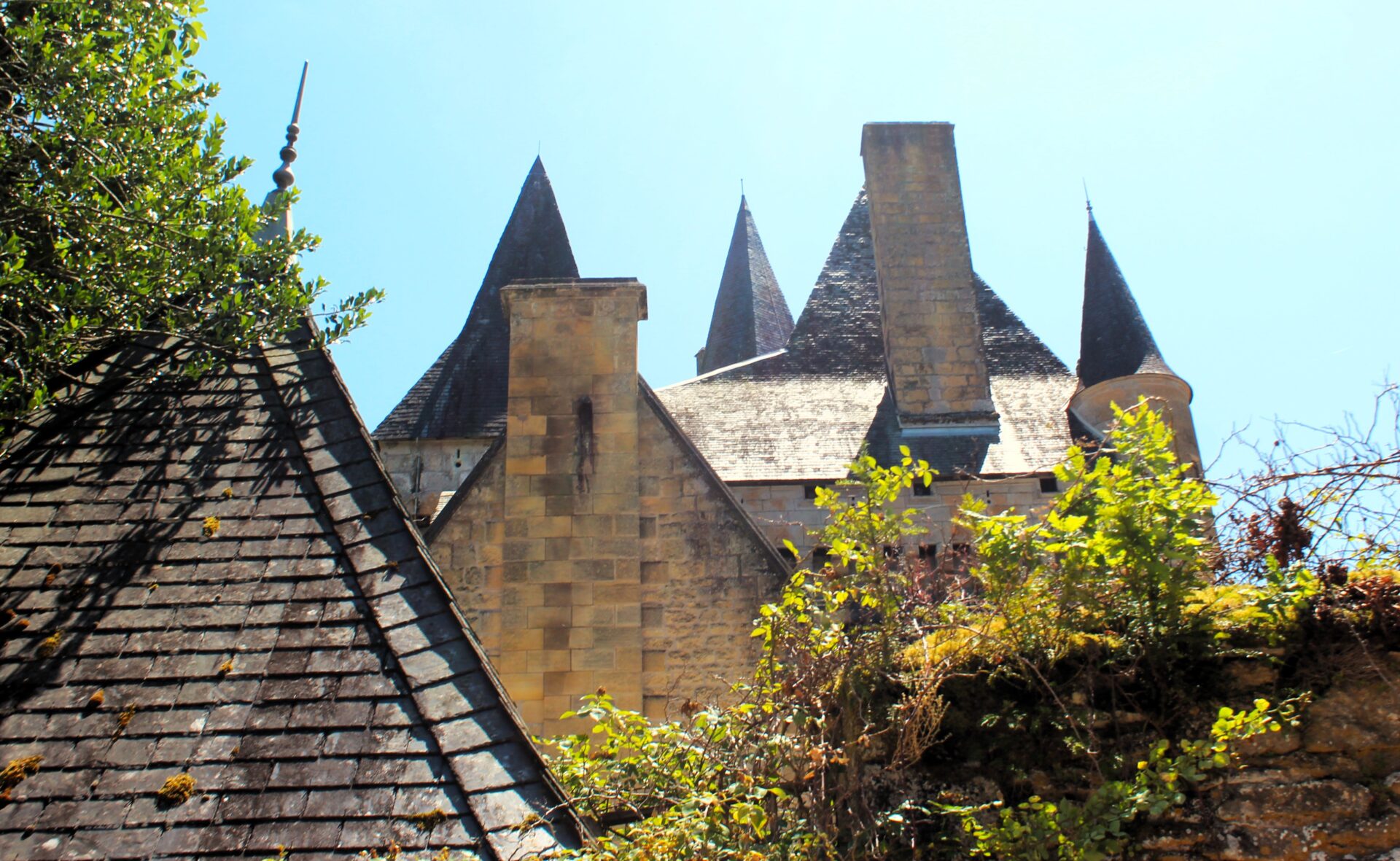Castillo de Clérans Castillo de Saint-Léon-sur-Vézère