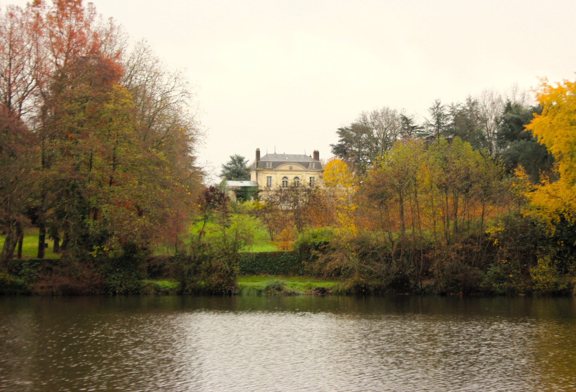 Paseo en barco por el río de Nantes