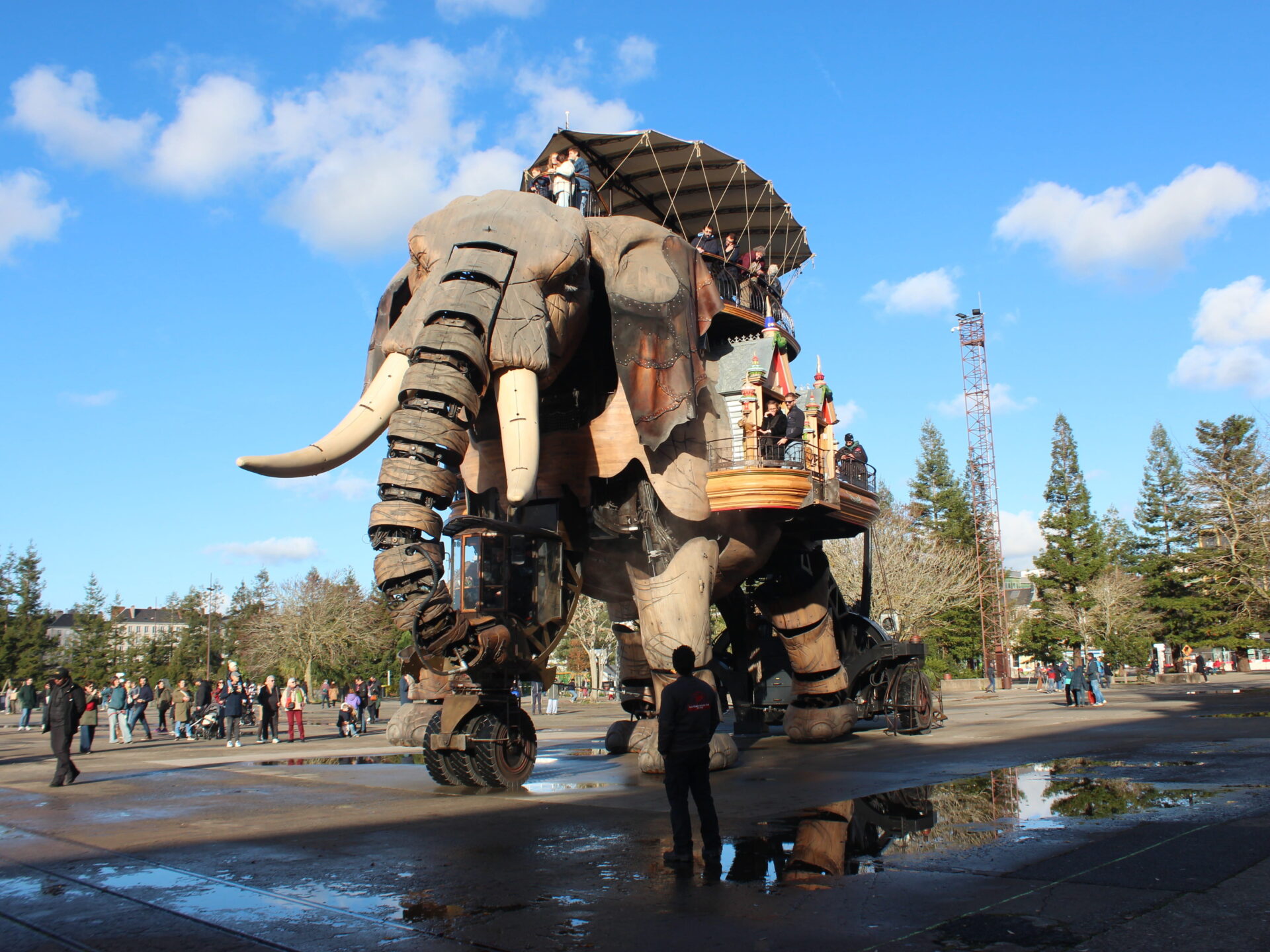 Cómo pasear en el Gran Elefante de Nantes Cómo subir en el Gran Elefante de Nantes
