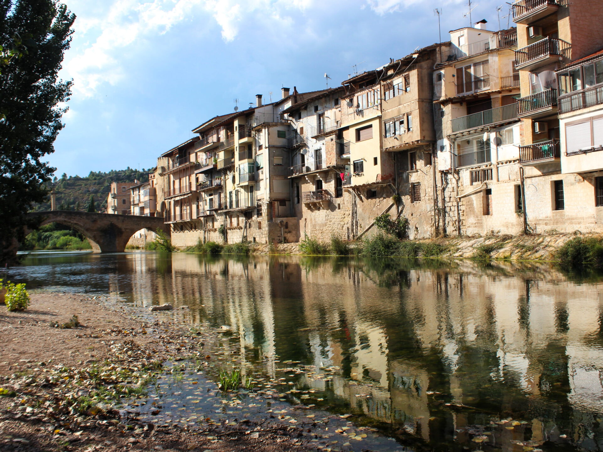Fotos casas en el agua Valderrobres