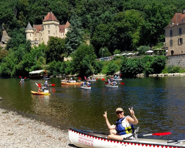 Navegar en canoa por el río Dordoña