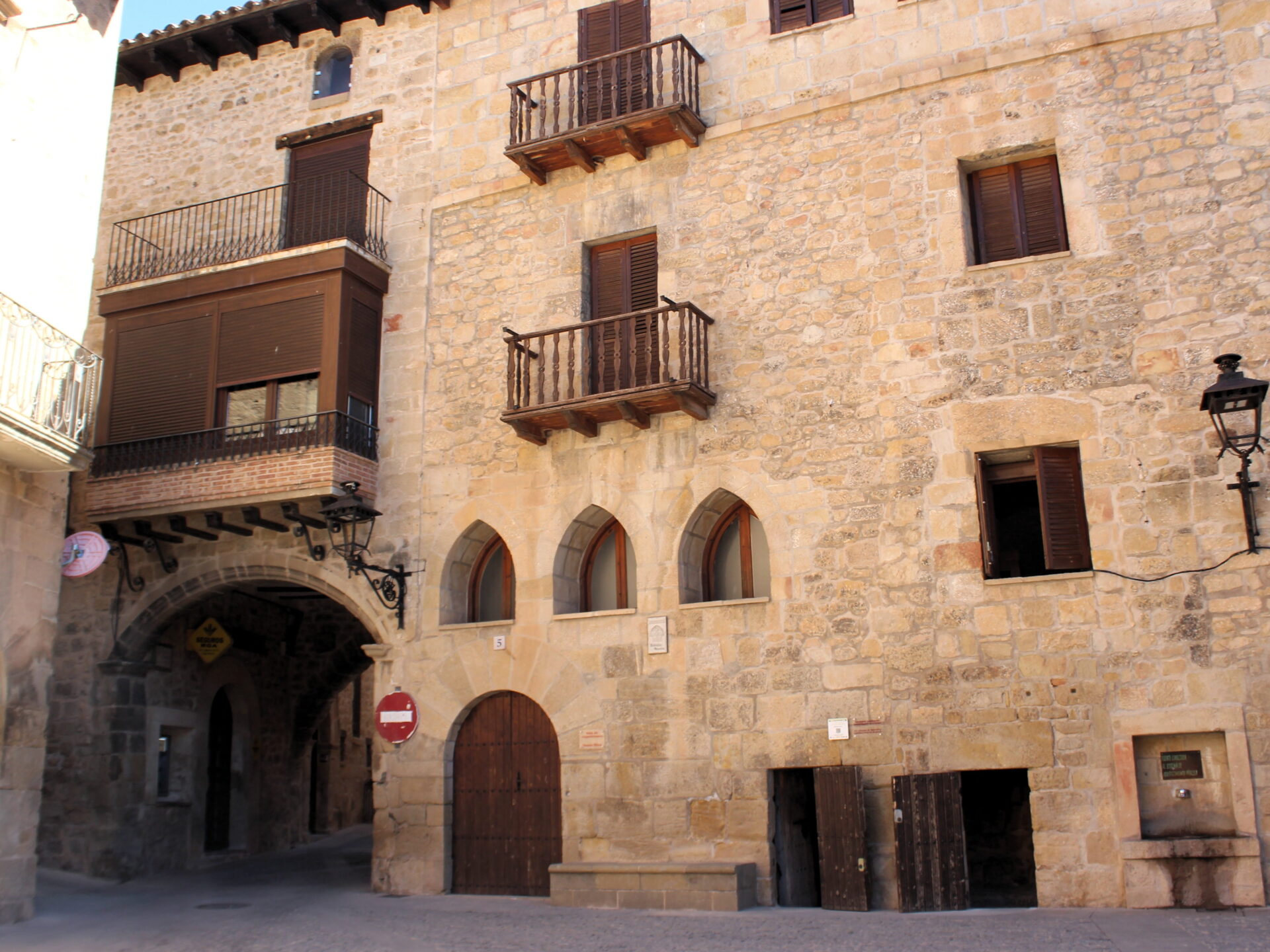 Casa de la Vila de Cretas